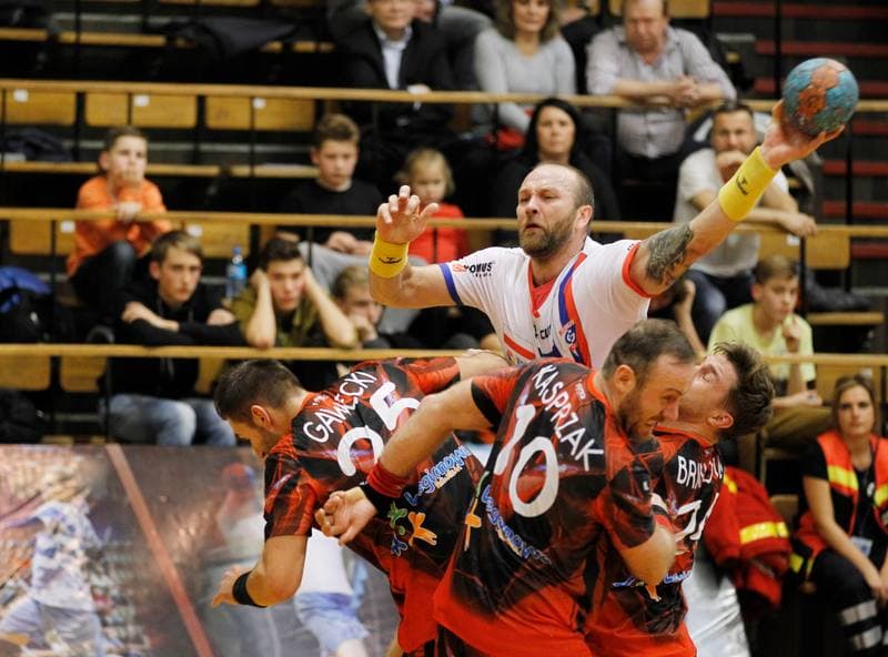 Handball. PGNiG Superliga. Gornik Zabrze - KPR RC Legionowo. 28.10.2015