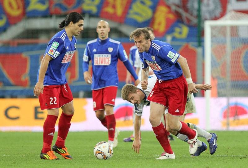 Football. I liga. Piast Gliwice - Olimpia Elblag. 18.04.2012
