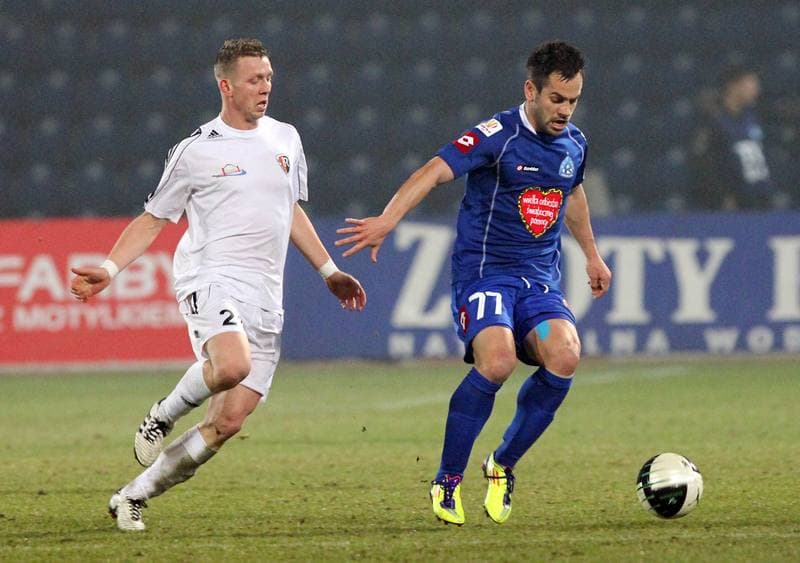 Football. Puchar Polski. Ruch Chorzow - Ruch Zdzieszowice. 21.03.2012