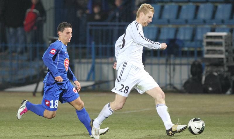 Football. PKO BP Ekstraklasa. Ruch Chorzow - GKS Belchatow. 12.03.2011