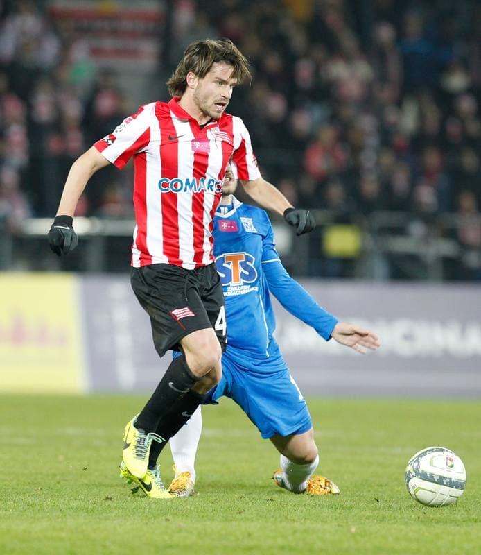 Football. T-Mobile Ekstraklasa. Cracovia Krakow - Lech Poznan. 25.11.2013