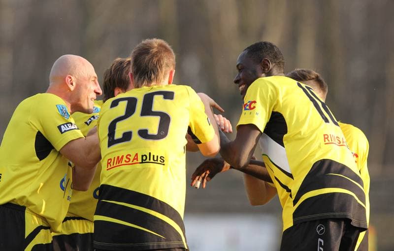 Football. Bytom I liga. Ruch Radzionkow - Zawisza Bydgoszcz. 24.03.2012