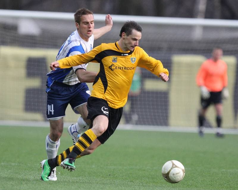 Football. I Liga. GKS Katowice - MKS Kluczbork. 10.04.2011