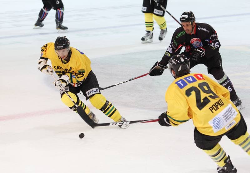 Ice Hockey. Polska Liga Hokeja na Lodzie. HC GKS Katowice - Ciarko PBS Bank KH Sanok. 07.09.2012