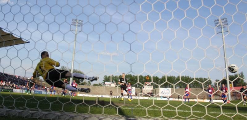Football. Bytom Ekstraklasa. Polonia Bytom - Cracovia Krakow. 10.05.2011
