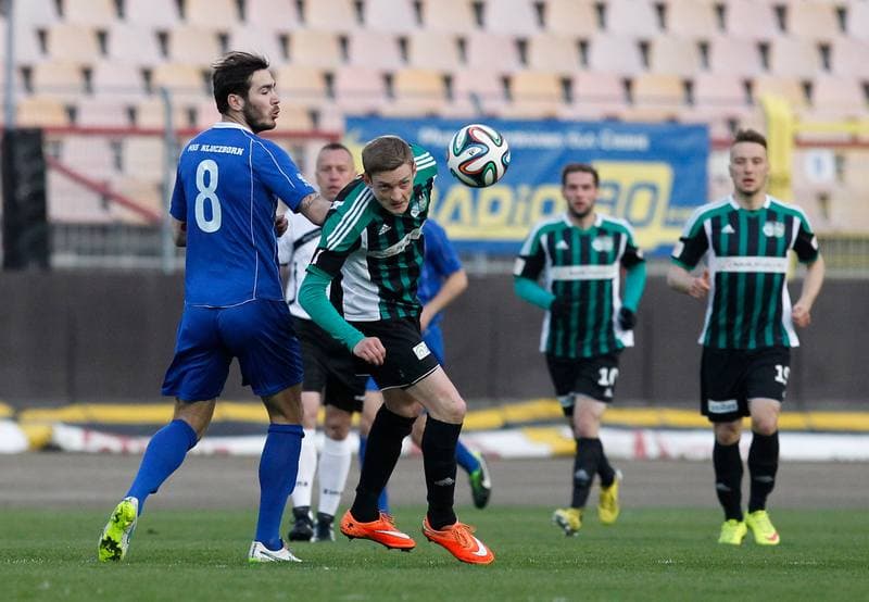 Football. II Liga. ROW Rybnik - MKS Kluczbork. 18.04.2015