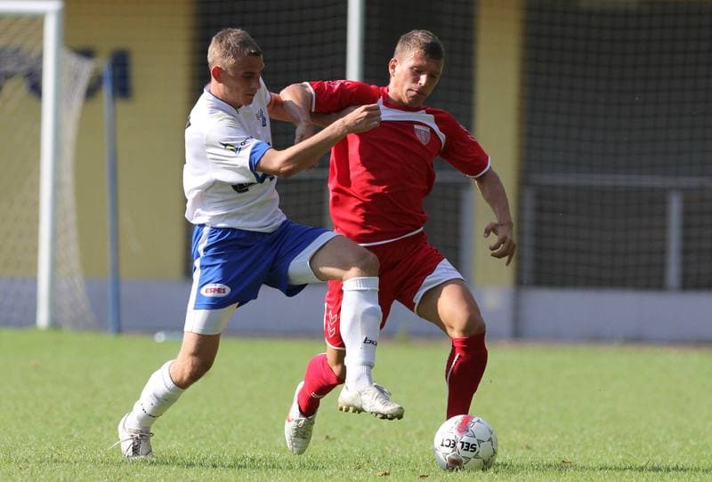 Football. Sparing. Polonia Bytom - MKS Kluczbork. 16.07.2011