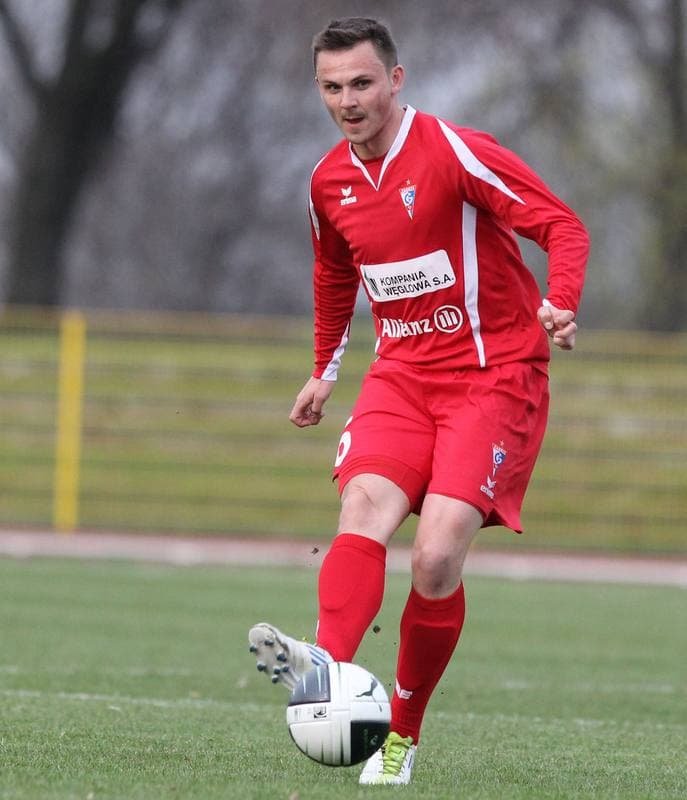 Football. Sparing. Gwarek Tarnowskie Gory - Gornik Zabrze. 11.04.2012