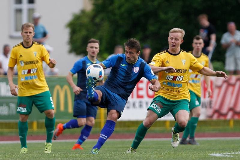 Football. III Liga. Gwarek Tarnowskie Gory - Skra Czestochowa. 01.05.2018