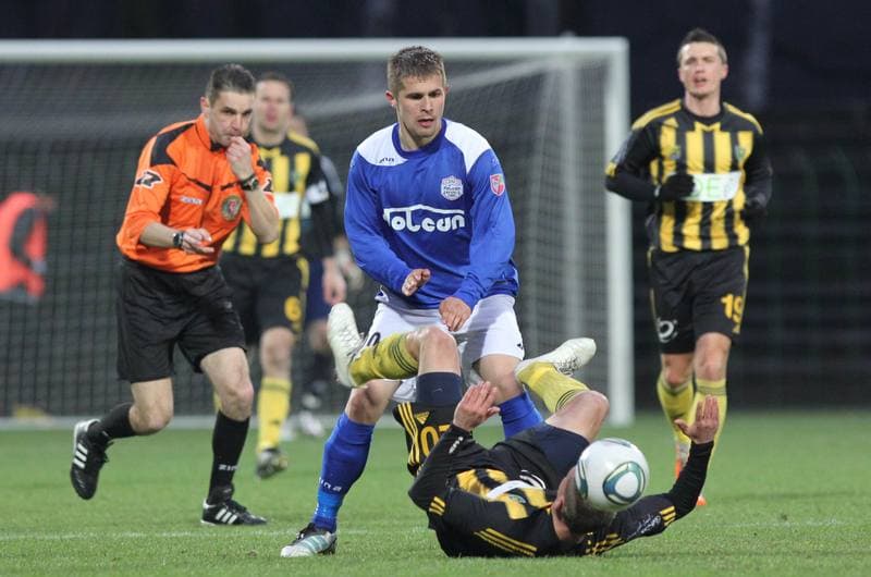 Football. I liga. GKS Katowice - Dolcan Zabki. 31.03.2012