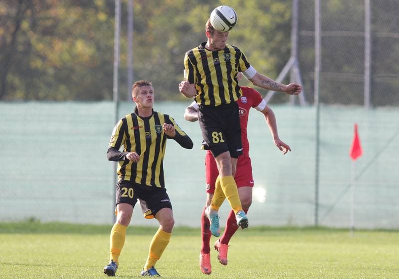 Football. I Liga. Kolejarz Stroze - GKS Katowice. 29.09.2013
