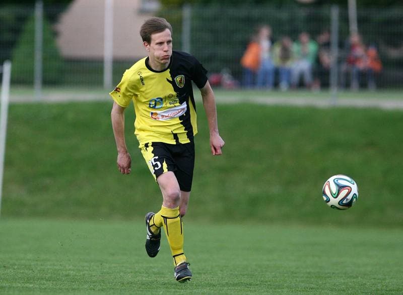 Football. IV Liga Slaska Gr I. Przyszlosc Ciochowice - Ruch Radzionkow. 12.05.2015