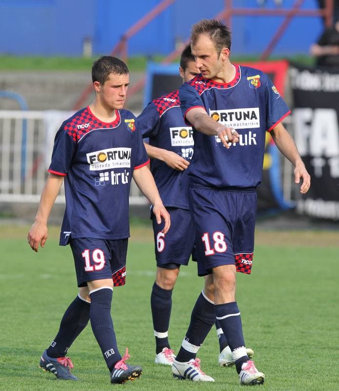 Football. I liga. Odra Wodzislaw - Kolejarz Stroze. 23.04.2011