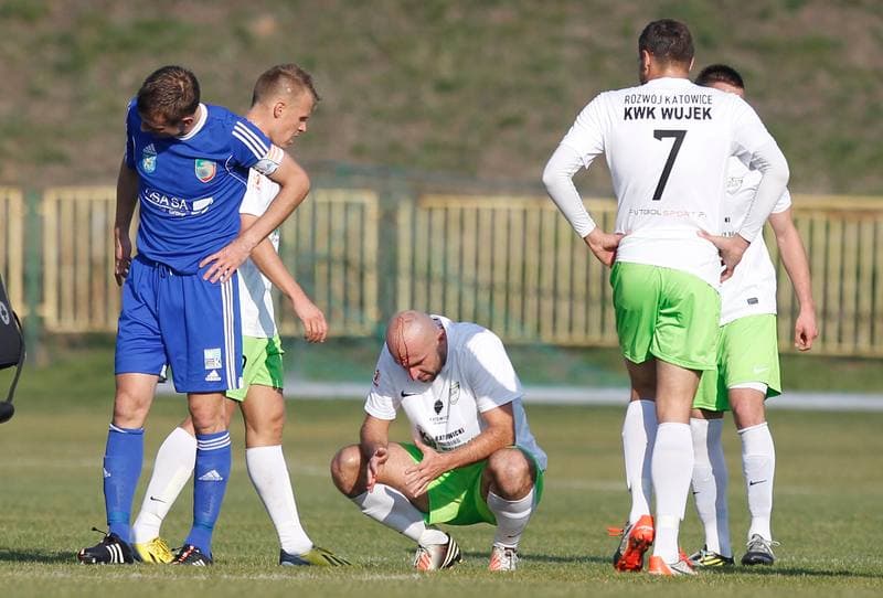 Football. I Liga. Rozwoj Katowice - Miedz Legnica. 31.10.2015
