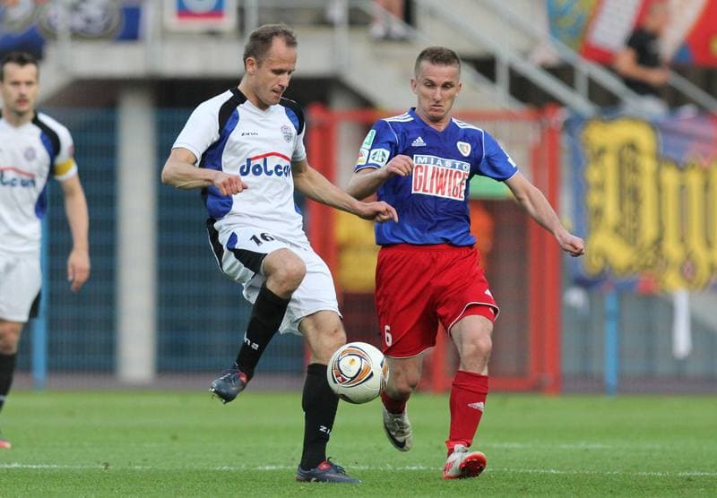 Football. I liga. Piast Gliwice - Dolcan Zabki. 09.05.2012