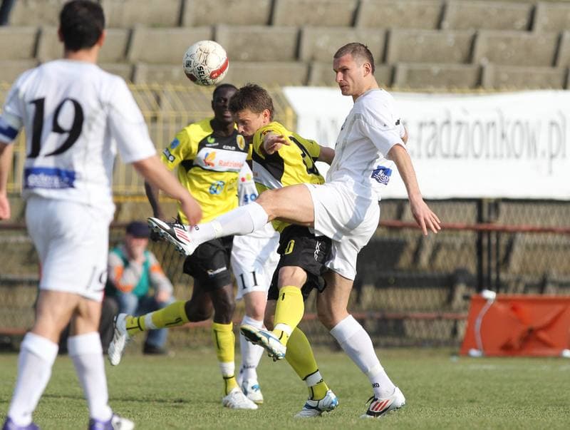 Football. Bytom I liga. Ruch Radzionkow - Zawisza Bydgoszcz. 24.03.2012