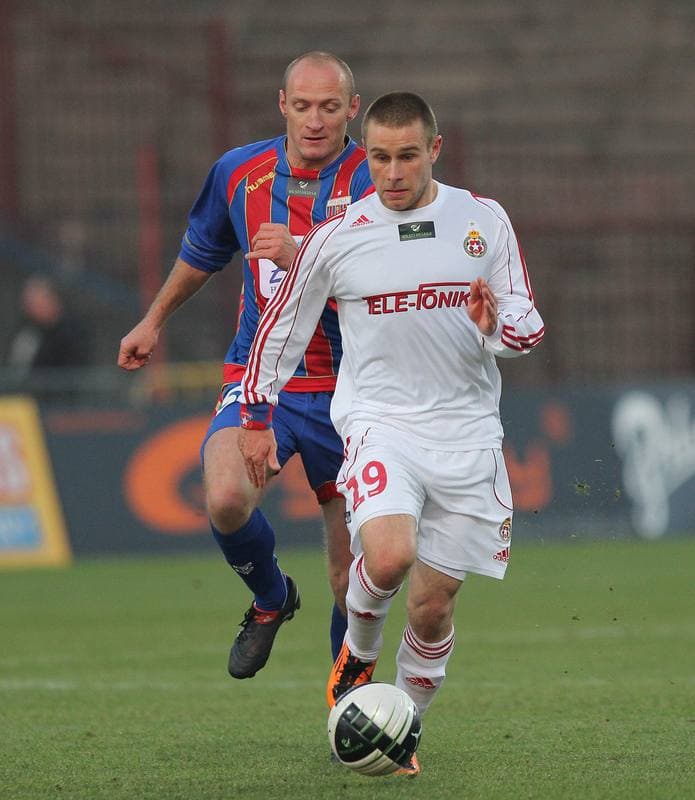 Football. Ekstraklasa. Polonia Bytom - Wisla Krakow. 20.03.2011