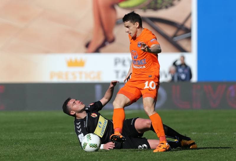 Football. PKO BP Ekstraklasa. Termalica Bruk-Bet Nieciecza - Korona Kielce. 02.04.2016