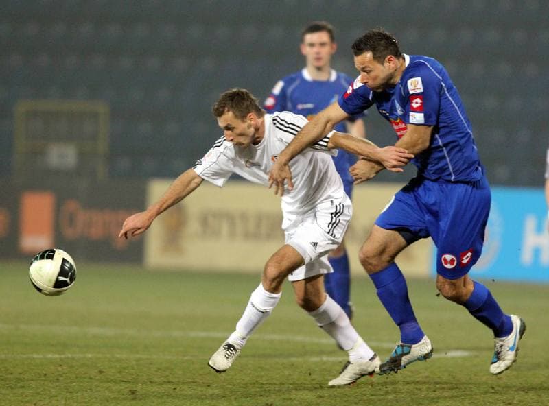 Football. Puchar Polski. Ruch Chorzow - Ruch Zdzieszowice. 21.03.2012