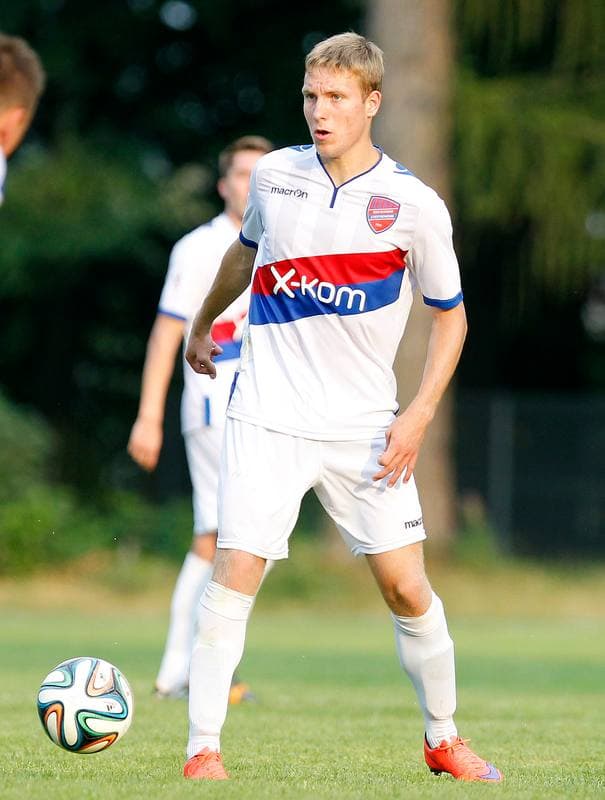 Football. II Liga. Nadwislan Gora - Rakow Czestochowa. 09.08.2015