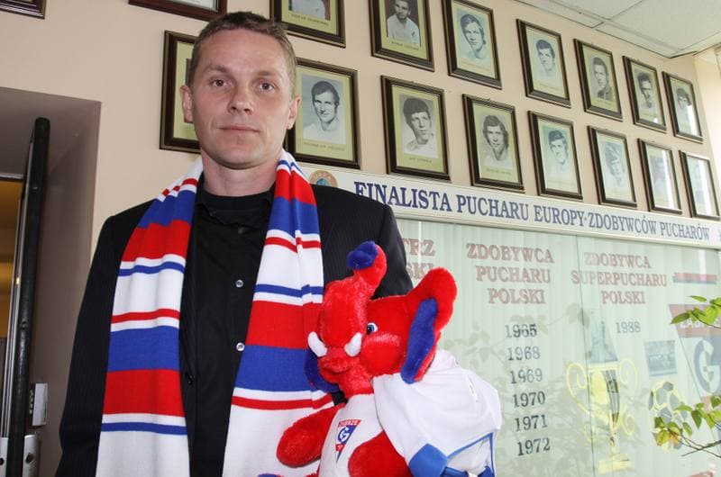 Football. Gornik Zabrze. Press Conference. 19.04.2010