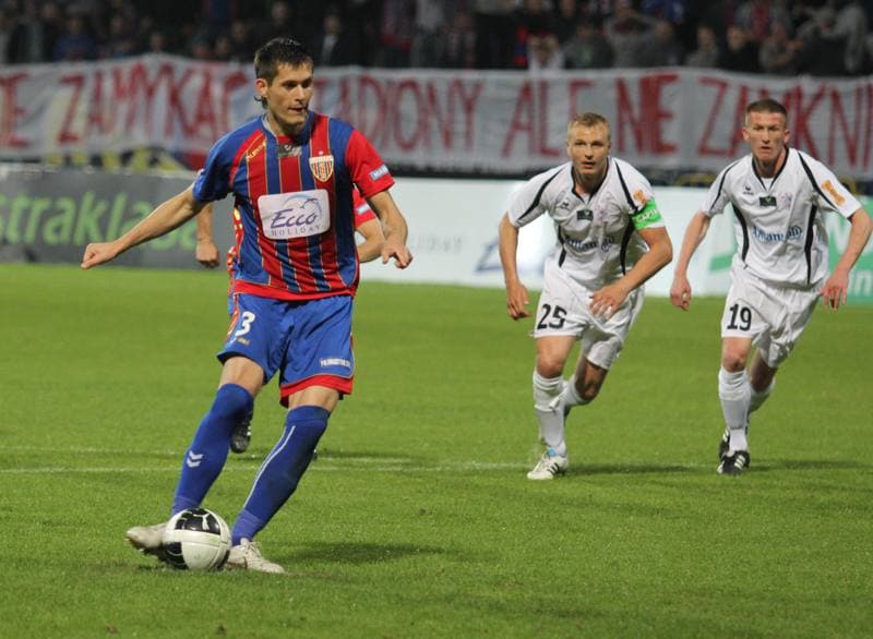 Football. Bytom Ekstraklasa. Polonia Bytom - Gornik Zabrze. 13.05.2011