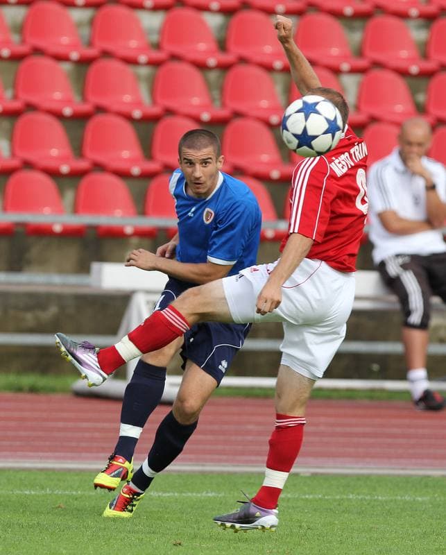 Football. Sparing. FC Fotbal Trinec - Piast Gliwice. 19.07.2011