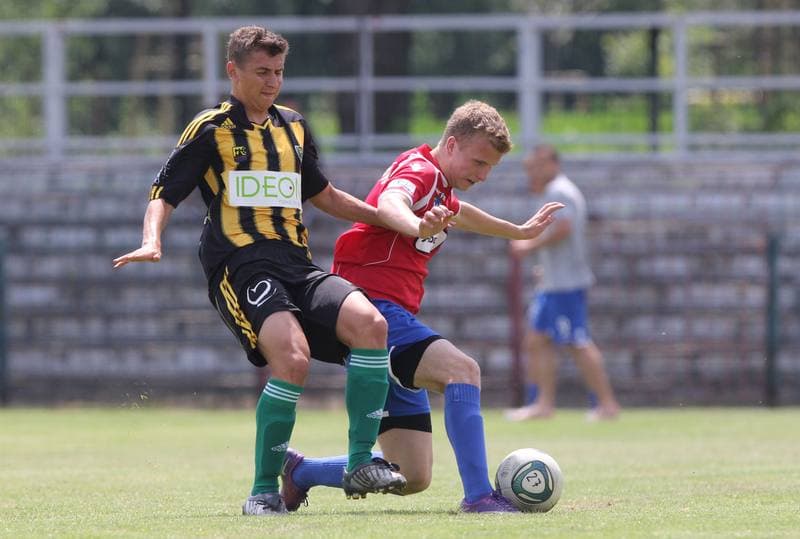 Football. Czestochowa Sparing. Rakow Czestochowa - GKS Katowice. 30.06.2012