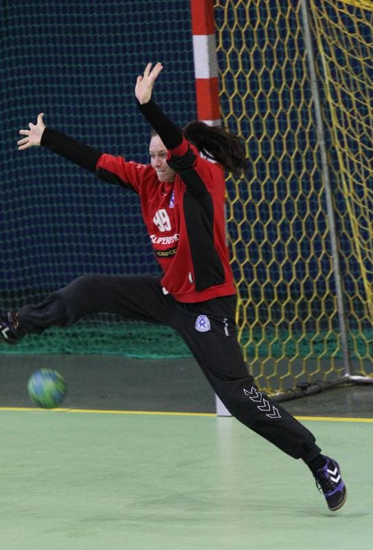 Handball. Superliga. KPR Ruch Chorzow - MKS Piotrcovia Piotrkow Trybunalski. 02.04.2011