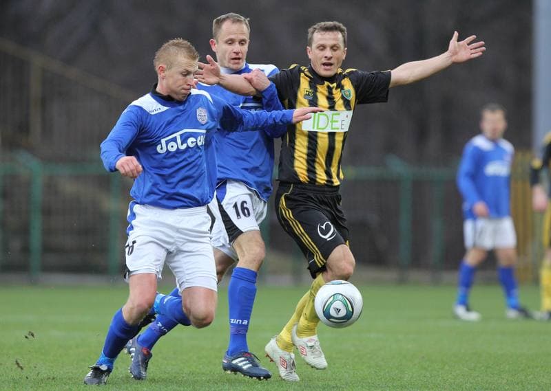 Football. I liga. GKS Katowice - Dolcan Zabki. 31.03.2012