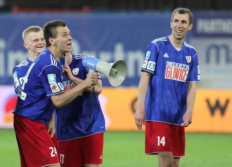 Football. Sparing. Piast Gliwice - Kolejarz Stroze. 10.03.2012