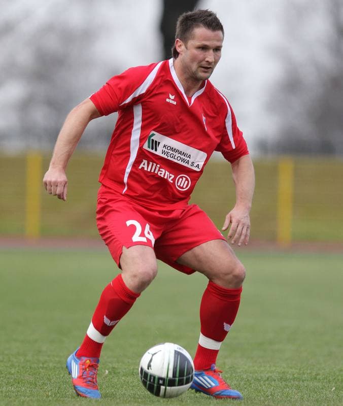 Football. Sparing. Gwarek Tarnowskie Gory - Gornik Zabrze. 11.04.2012