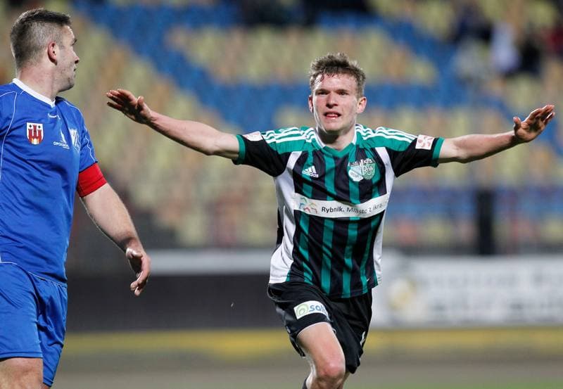 Football. II Liga. ROW Rybnik - MKS Kluczbork. 18.04.2015