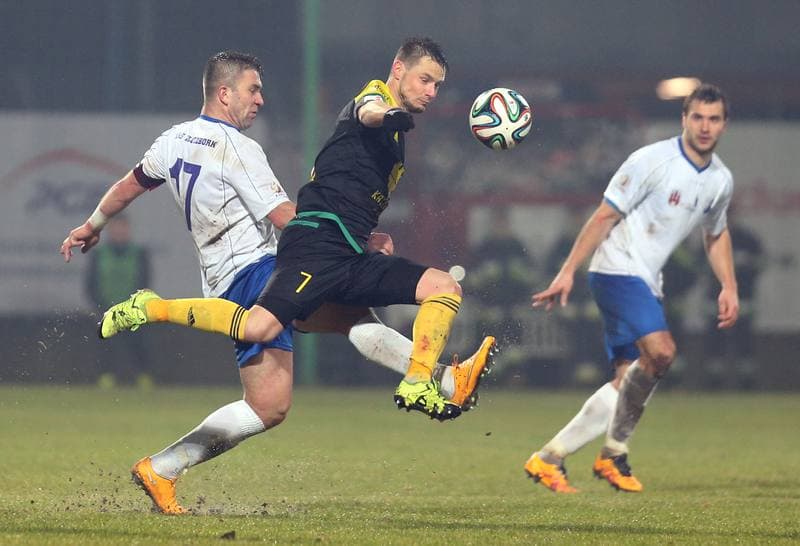 Football. I liga. MKS Kluczbork - GKS Katowice. 12.03.2016
