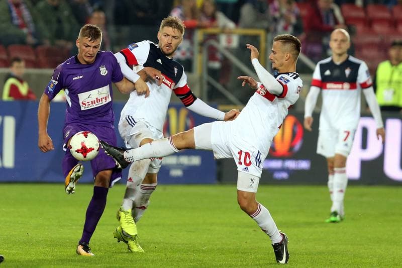 Football. II Liga. Rozwoj Katowice - Legionovia Legionowo. 20.09.2017