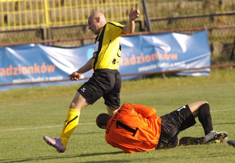 Football. Bytom I liga. Ruch Radzionkow - Piast Gliwice. 30.10.2010