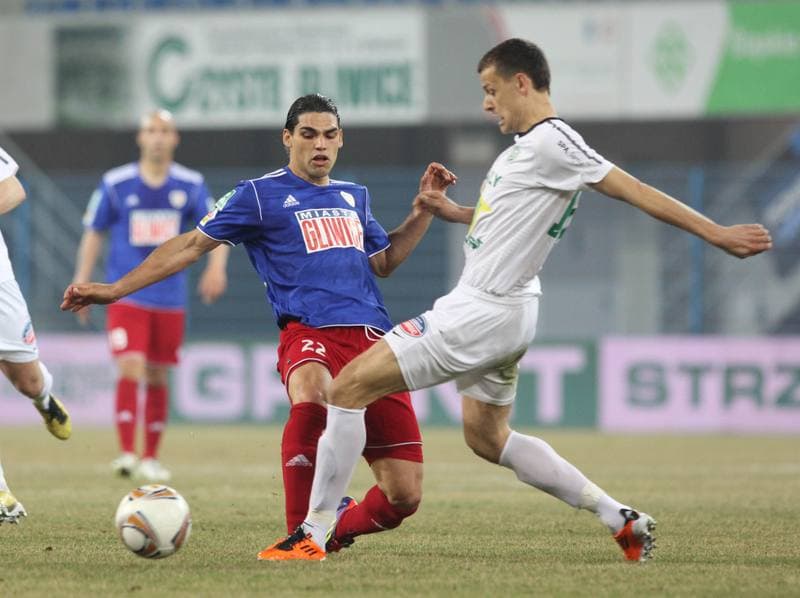 Football. I liga. Piast Gliwice - Warta Poznan. 23.03.2012