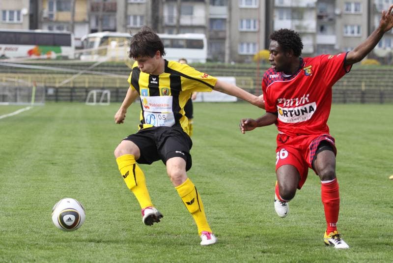 Football. Bytom I liga. Ruch Radzionkow - Odra Wodzislaw Slaski. 17.04.2011