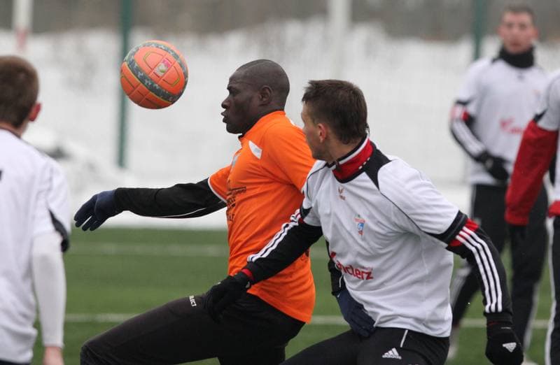 Football. Sparing. Gornik II Zabrze - LZS Piotrowka. 23.02.2013