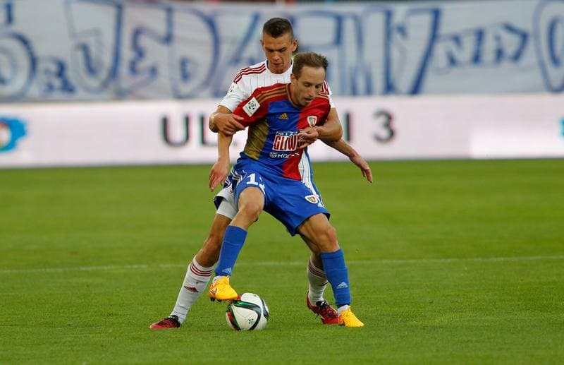 Football. T-Mobile Ekstraklasa. Piast Gliwice - Gornik Zabrze. 30.11.2013