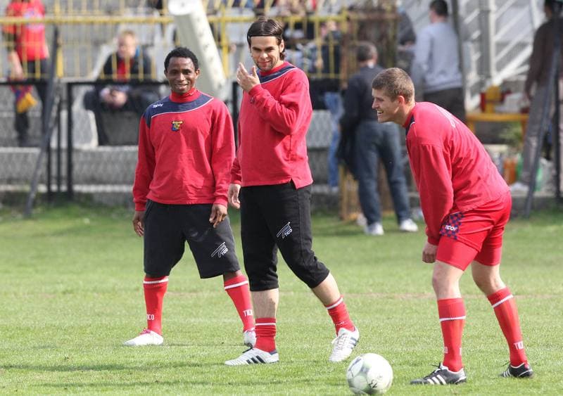 Football. Bytom I liga. Ruch Radzionkow - Odra Wodzislaw Slaski. 17.04.2011