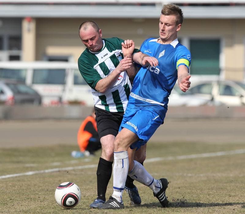 Football. II liga. ROW Rybnik - Baltyk Gdynia. 18.03.2012
