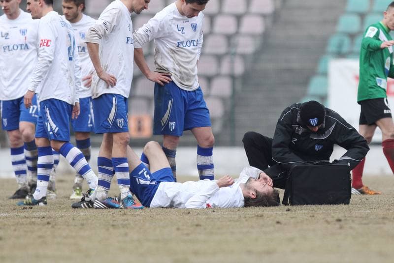 Football. I liga. GKS Tychy - Flota Swinoujscie. 30.03.2013