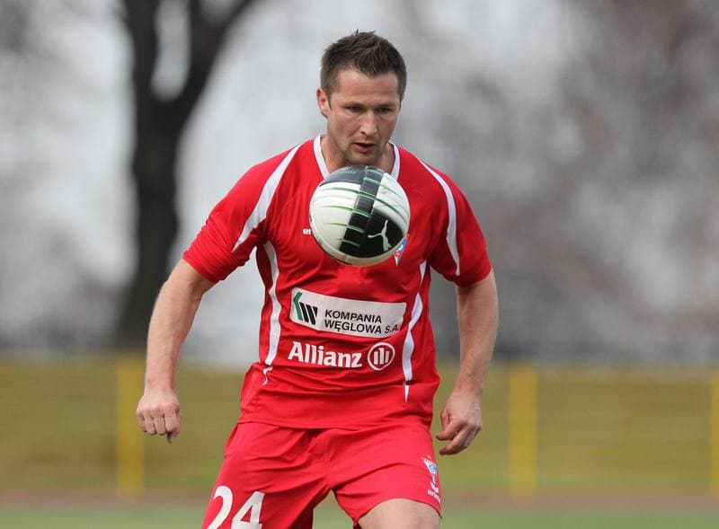 Football. Sparing. Gwarek Tarnowskie Gory - Gornik Zabrze. 11.04.2012