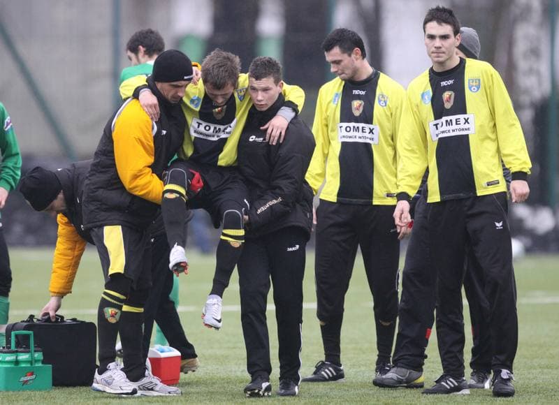 Football. Sparing. Zaglebie Sosnowiec - Ruch Radzionkow. 15.01.2011
