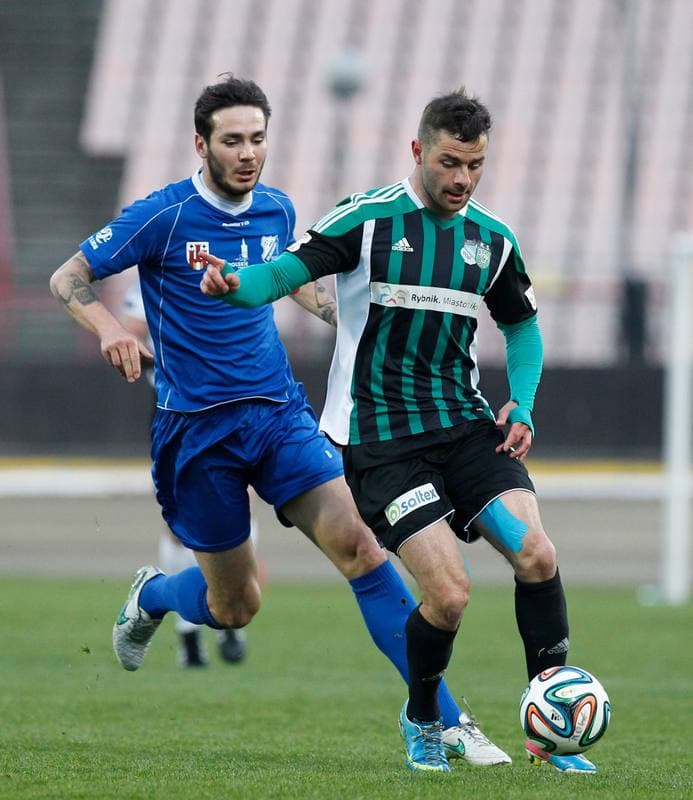 Football. II Liga. ROW Rybnik - MKS Kluczbork. 18.04.2015