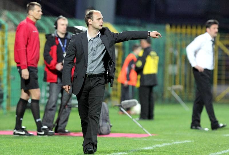 Football. I liga. GKS Katowice - Ruch Radzionkow. 17.03.2012