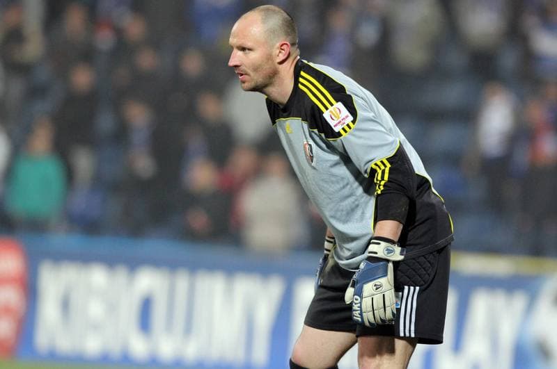 Football. Puchar Polski. Ruch Chorzow - Ruch Zdzieszowice. 21.03.2012