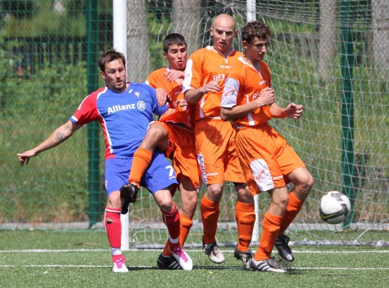 Football. B klasa grupa II. Gornik II Zabrze - UKS Biskupice. 29.05.2011