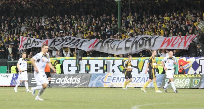 Football. I liga. GKS Katowice - Ruch Radzionkow. 17.03.2012